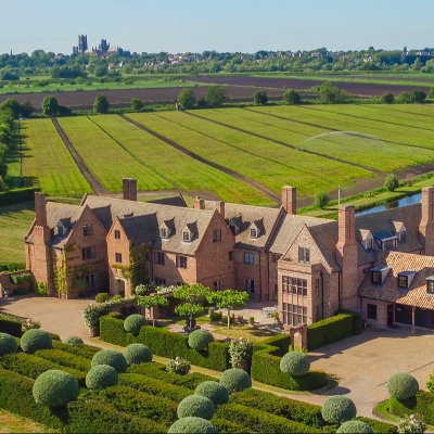 The Old Hall Ely is a romantic wedding venue in Cambridgeshire