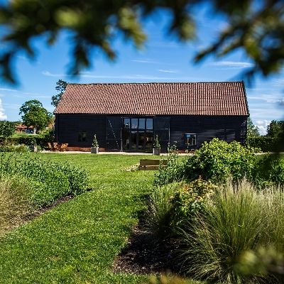 Bruisyard Barn is a wedding venue tucked away in the Suffolk countryside